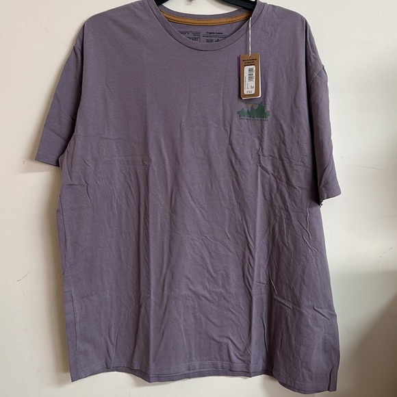 NWT Men's '73 Skyline Organic T-Shirt IN RUSTIC PURPLE COLOR - Picture 4 of 7